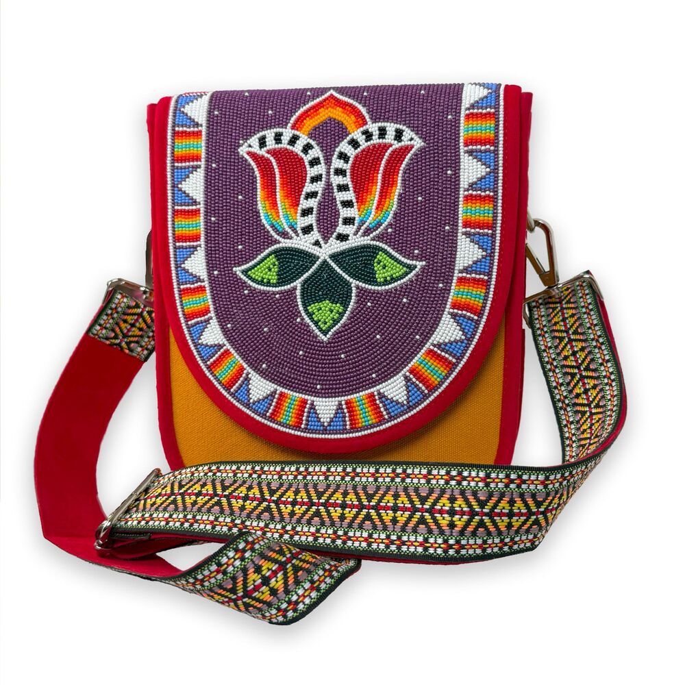 5561 Handmade Beaded Handbag, Native American Style Seed Beads Crossbody